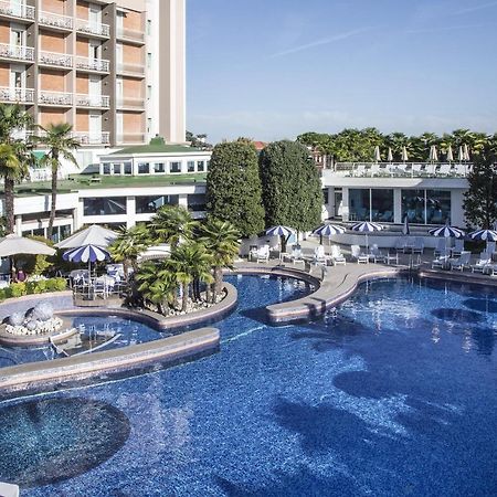 Grand Hotel Terme & Spa มอนเตกรอตโต แตร์เม ภายนอก รูปภาพ