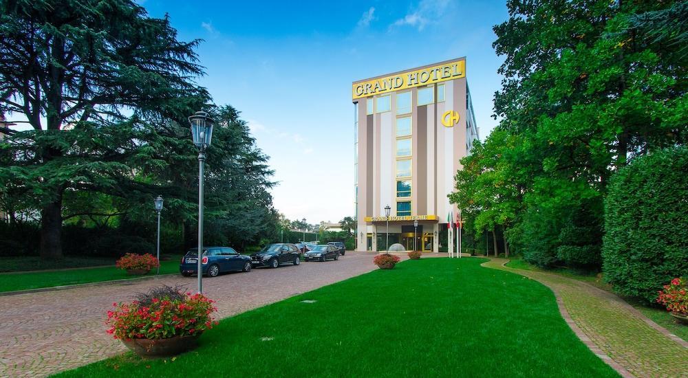 Grand Hotel Terme & Spa มอนเตกรอตโต แตร์เม ภายนอก รูปภาพ