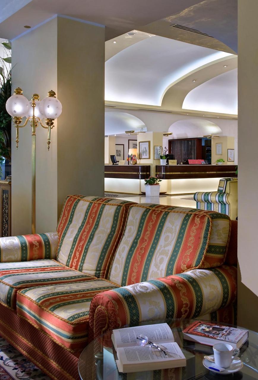Grand Hotel Terme & Spa มอนเตกรอตโต แตร์เม ภายนอก รูปภาพ